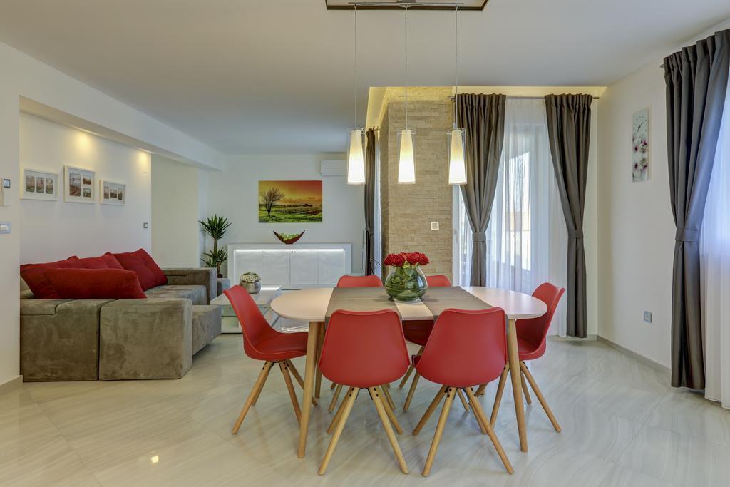 Viras Luxury Holiday Premantura Bagian luar foto