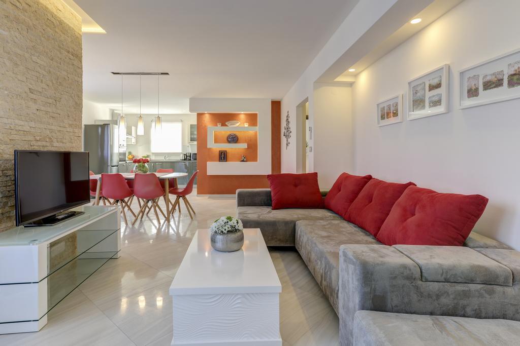 Viras Luxury Holiday Premantura Bagian luar foto