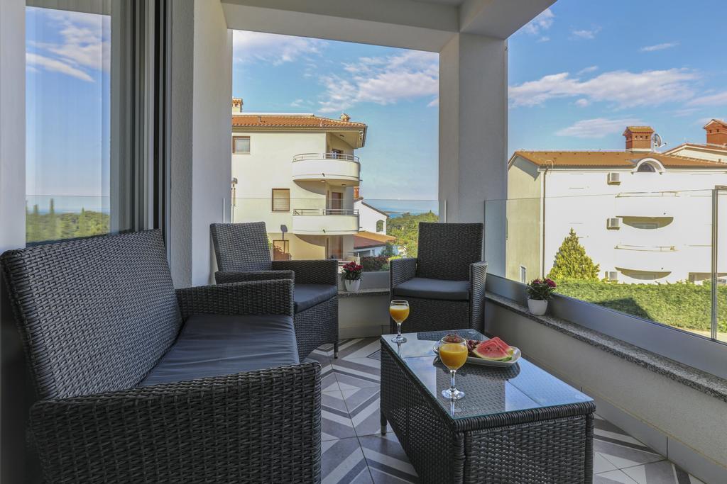Viras Luxury Holiday Premantura Bagian luar foto